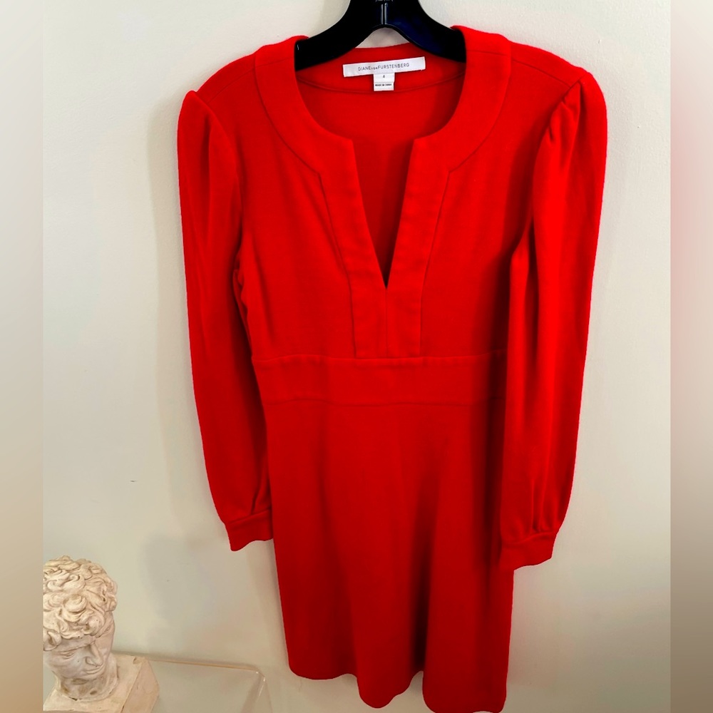 DVF wool mod dress. Size 4